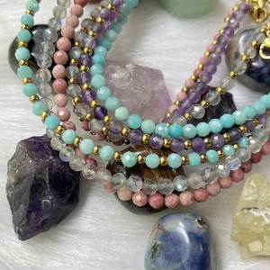Pulsera de Piedra Natural con Cuentas de Vidrio Coloridas, Diseño de Tendencia para el Éxito Profesional, Personalización para Pedidos al por Mayor - Product Image 4