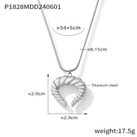 Collier à pendentif en acier inoxydable plaqué or à texture torsadée unique avec chaîne serpent pour un usage quotidien