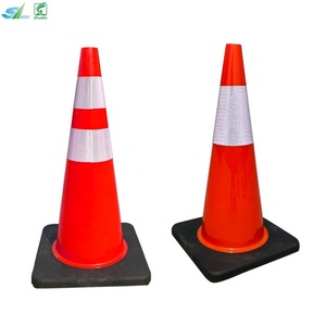 Vente Flash : Cône de Signalisation Flexible en PVC Orange et Noir de 28 Pouces (700 mm) – Produit d'Avertissement Routier Souple - Product Image 2