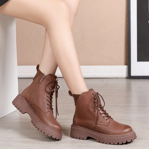 Botas Cortas de Piel Vacuna Estilo Británico para Mujer, con Cierre de Cremallera, Retro, Suela Gruesa, Color Marrón, para Primavera, Otoño e Invierno - Product Image 2