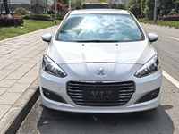 Sedán Usado Barato Peugeot 308 2014 1.6L 5MT LHD Maletero de 565L Compacto Francés Fiable para Exportación