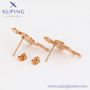 97797 <span class=keywords><strong>XUPING</strong></span> Joyería Al Por Mayor Aretes De Acero Inoxidable Chapados En Oro Joyería De Moda Para Mujer - Product Image 4