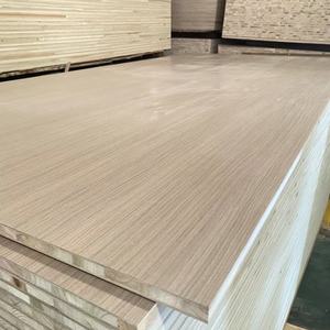 Panneau en bois massif de sapin chinois 4*8 4*9 pouces, 1220*2440 1220*2745 mm, 17 mm à 18 mm, plaqué mélamine pour la fabrication de meubles et d'armoires - Product Image 5