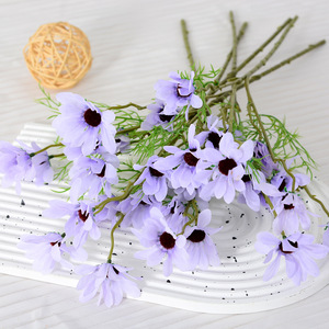Bouquet de marguerites artificielles réalistes en soie et plastique pour la décoration intérieure, les mariages et les accessoires de photographie en extérieur - Product Image 4