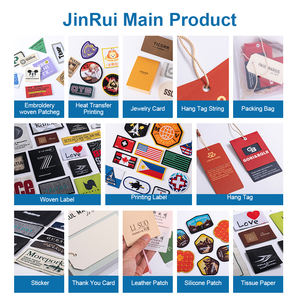 Etiqueta Personalizada de Luxo para Roupas com Impressão de Logo e Nome com Alfinete de Papel Reciclado - Product Image 5