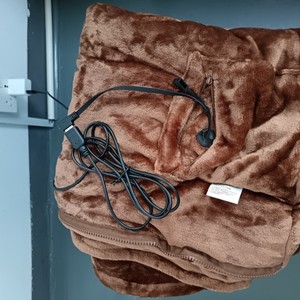 Manta Calefactora de Invierno, Calentador de <span class=keywords><strong>Cama</strong></span> Eléctrico con Banco de Energía de 5v, <span class=keywords><strong>Precio</strong></span> de Proveedor Chino - Product Image 4