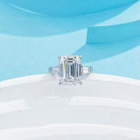 Anello di Fidanzamento di Lusso a 4 Punte in Platino Pt950 con Diamante Sintetico per Donne