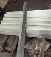 Bras croisé en acier cornière durable pour support structurel