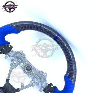 Volant de voiture en fibre de carbone très demandé pour l'exportation - Product Image 3