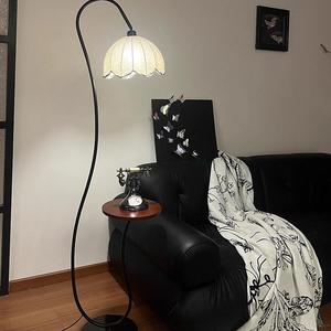 Crema vento lampada da terra Nordic moda divano accanto al deposito una lampada da tavolo da caff<span class=keywords><strong>è</strong></span> moderna camera da letto lampada da terra - Product Image 4
