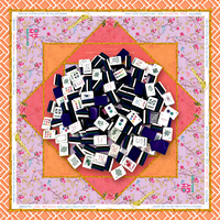 Mahjong moderne en acrylique violet, 160 tuiles, avec tapis pliable floral rose, tapis de jeu portable non en caoutchouc pour les voyages et la maison