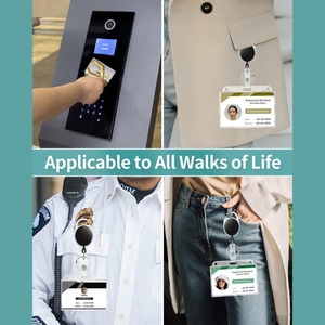 Bobine d'insigne en plastique de forme ovale facile à tirer de vente chaude avec boucle <span class=keywords><strong>extensible</strong></span> <span class=keywords><strong>porte</strong></span>-clés <span class=keywords><strong>porte</strong></span>-carte d'identité Transparent à double usage - Product Image 3