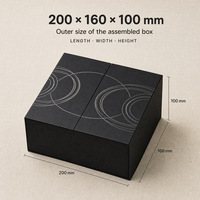 Boîte cadeau rigide personnalisée à double porte, noir mat avec ligne argentée et plateau à quatre compartiments doré, pour bijoux et cosmétiques