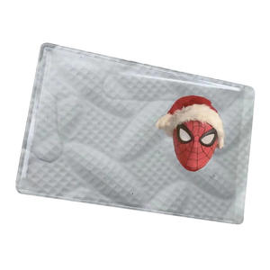 Protège-carte d'identité transparent en PVC anti-magnétique, motif dessin animé amusant, pour usage quotidien – Le gadget viral de TikTok pour les farces - Product Image 4