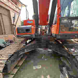 Doosan DX225 Marteau d'occasion 20 tonnes Hitachi/Komatsu/Hyundai/Volvo Pelle pelleteuse d'occasion certifiée EPA/CE - Product Image 5