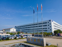Vanne à boisseau sphérique à bride en UPVC scellée FPM de qualité supérieure PN16 DIN8063, anti-corrosion, pour pipeline industriel, vanne d'arrêt UP028