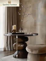 Table basse en bois d'orme de forme galet, style rustique chic - Design moderne, mobilier Wabi-Sabi pour salons, balcons, petits appartements