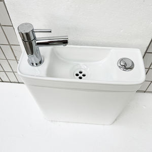 2 en 1 commode à économie d'eau cuvette de toilette en céramique et lavabo à <span class=keywords><strong>main</strong></span> combinaison combo <span class=keywords><strong>wc</strong></span> ensemble de toilette avec évier intégré - Product Image 3