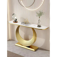 La table d'entrée en plaques de roche de style italien avec une plate-forme d'observation est une table de console de commande murale de salon simple et moderne