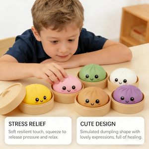Popular juguete antiestrés de silicona con forma de bollo rosa de 3.35 pulgadas para niños de 4 años en adelante. - Product Image 3