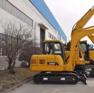 Excavadora de cadenas de 6 toneladas, máquina para movimiento de tierras SE60 en stock y lista para enviar - Product Image 4