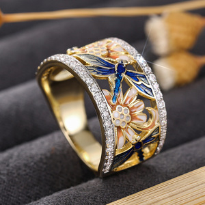 Anello Floreale a Forma di Libellula e Loto per Donne, Elegante Gioiello Vintage da Dito - Product Image 3