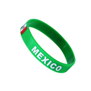 Unisex Custom Football Fan Silicone Wristbands Team Spirit Support Bracelets with Screen Print Rubber Material Custom Logo