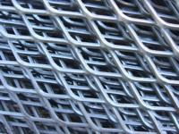 Panneaux de treillis métalliques expansés en aluminium acier Conception en forme de diamant pour revêtement mural extérieur intérieur Application de maille décorative