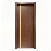 Porte intérieure élégante en WPC noyer, design moderne, insonorisée et étanche, idéale pour chambre, villa, hôtel, résidence