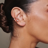 Pendientes de clip de triángulo de oro de 18 quilates de Plata de Ley 925 con circonita geométrica de joyería fina creativa de moda de la Gemnel