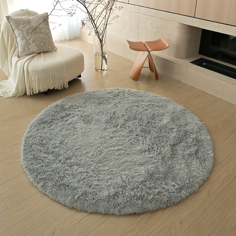 Rond à poils longs - gris argenté