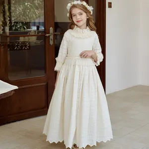 बुटीक बच्चों के कपड़े कॉटन होली कम्युनियन पार्टी गाउन लड़कियों के लिए पूरी आस्तीन वाली सफेद लेस वाली जन्मदिन की शादी की पोशाकें 3-12 साल के बच्चों के लिए