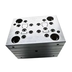 Hot Sell and Cheap Price China Plastic PVC Trunking Radome Extrusion Mould/cable moulds