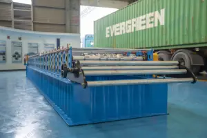 FORWARD Quality Craftsmanship With Standing Seam Roll Forming Machines