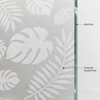 Panel Kaca Tempered Buram Kustom dengan Ukiran Daun Palem Monstera Tropis untuk Kaca Pembatas Kamar Mandi