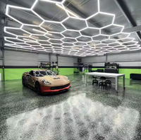 Éclairage d'atelier LED moderne portable à haute luminosité, indice de protection IP54, design hexagonal en nid d'abeille, facile à installer, étanche