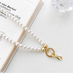 Nouveaux <span class=keywords><strong>bijoux</strong></span> de perles de luxe polyvalents à la mode collier de perles de cristal chaînes fonctionnelles pour <span class=keywords><strong>iphone</strong></span> 16 Pro Max - Product Image 2