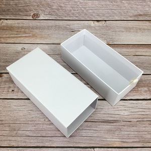 Caja para Gafas <span class=keywords><strong>IVision</strong></span> Ivision11119-1 con Logotipo Personalizado, Estuche para Lentes de Sol Blanco y Negro, Tipo Cajón, Embalaje de Cartón, Venta al Por Mayor - Product Image 3