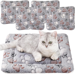 Waterproof Eco-friendly EVA Square Cat Lick Mats with <b>Suction</b> <b>Cups</b> Hand Wash Easy to Clean Slow Feeder - Product Image 1