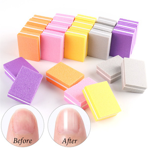 50 unids/lote 100/180 doble-Mini de los bloques de archivo colorido esponja de esmalte de uñas de lijado de plaza tiras de manicura - Product Image 3