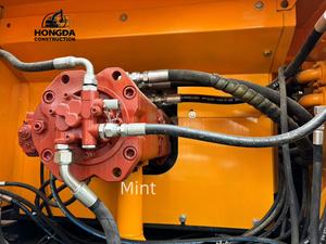 Excavatrice hyundai 330 d'occasion Hyundai 330-9t Machines de construction Excavatrice hyundai bien conservée en stock - Product Image 5