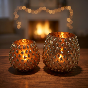 Sonnet Decor Porte-bougie et support en verre fait main pour décoration intérieure, bougie votive de Noël - Product Image 1