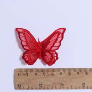 Applicazione Ricamata a Farfalla 3D in Organza a Doppio Strato da 5cm per Abbigliamento Bambini - Product Image 3