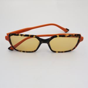 2024 unisexe fantaisie UV400 PC lunettes de soleil polarisées avec Logo personnalisé Design tendance couleurs personnalisées et services OEM/ODM - Product Image 5