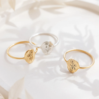 Gravierter Ovaler Goldring Personalisierter Ovaler Siegelring Maßgefertigter Statement-Ring Mittelgroßer Ovaler Hochglanzpolierter Neuer Trend Edelstahlringe