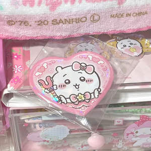 Insignia Periférica de Jiyka Wow Pink Love Yummy Small Eight Ousachi Jiyi - Product Image 1