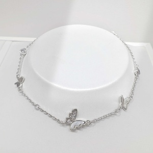 Pulsera de plata 925 con circonita y diseño de mariposa dorada, chapada en oro de 18k, para mujer, con nudo de amistad y cadena de eslabones. - Product Image 2