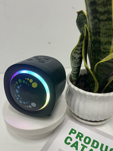 Thiết kế mới hiện đại di động ngoài trời dẫn ánh sáng loa không dây cắm trại loa với BT/TF/AUX/TWS/cuộc gọi cho bên trong nhà - Product Image 6