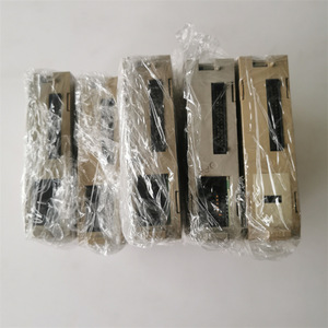   Módulo PLC C200HW-SRM21, 16 Entradas/Salidas Digitales, IP65, Hecho en Japón - Product Image 2