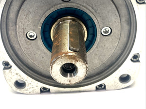Motor Síncrono SIMOTICS S 1FK7103-2AC71-1RA1 de 5.2kW SIN ENCODER para PLC - Product Image 4